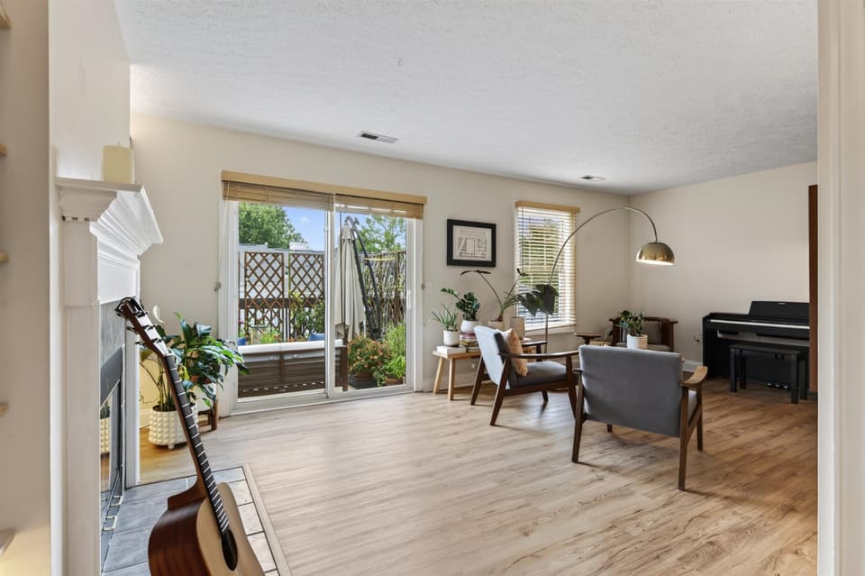 230 Silver Leaf Drive, photo 24 of 40