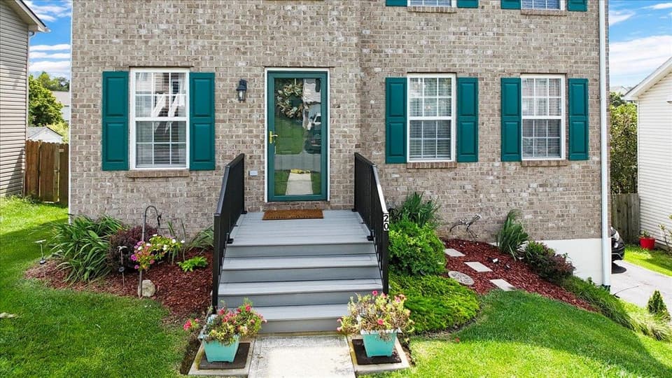 20 Camellia Lane, photo 8 of 40