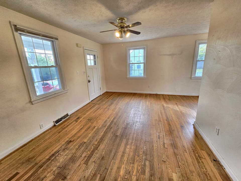 165 Clearview Drive, photo 5 of 26