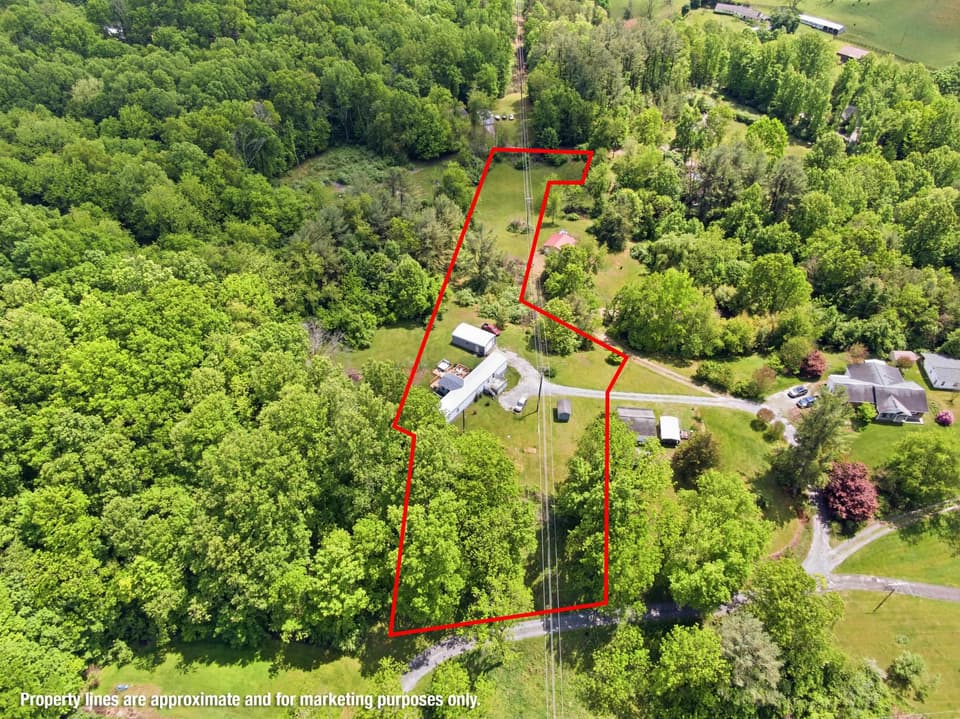 1516 Gunston Road, photo 10 of 40