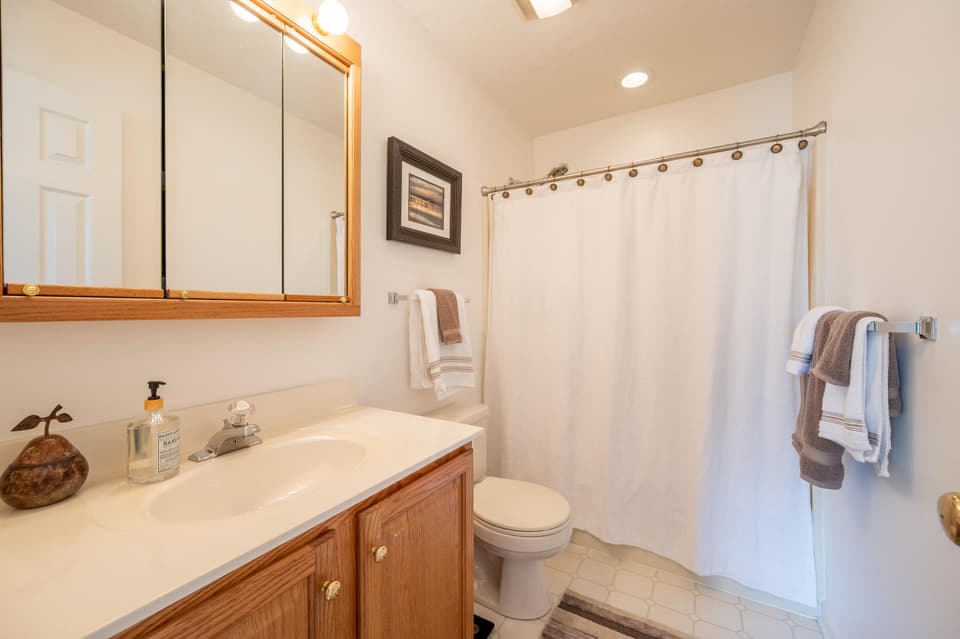 1654 York Dr NW, photo 33 of 38