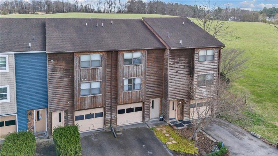 2615 Glade Drive SE, Christiansburg, VA
