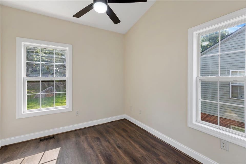 1215 Orange Leaf Court, photo 28 of 40