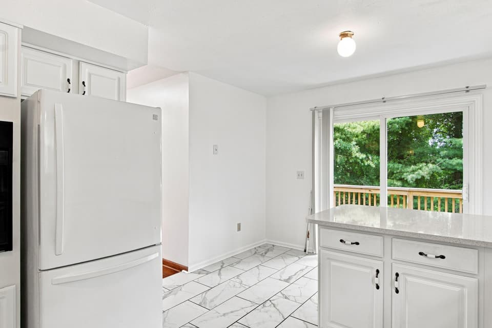 1220 Flint Drive, photo 13 of 40