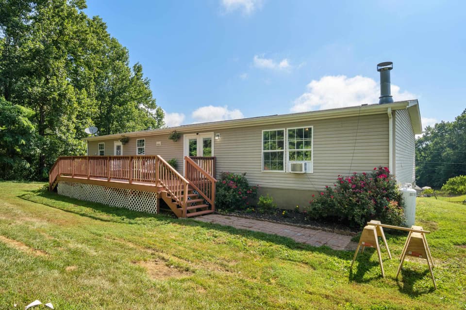 678 Peachtree Hill, photo 7 of 40