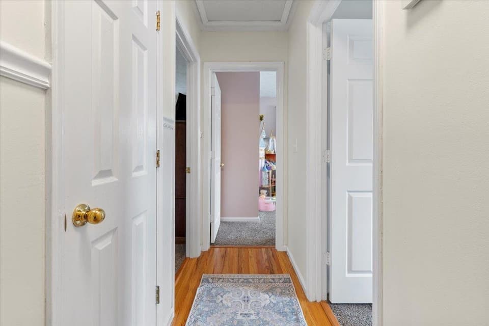 80 Henley Drive, photo 21 of 40