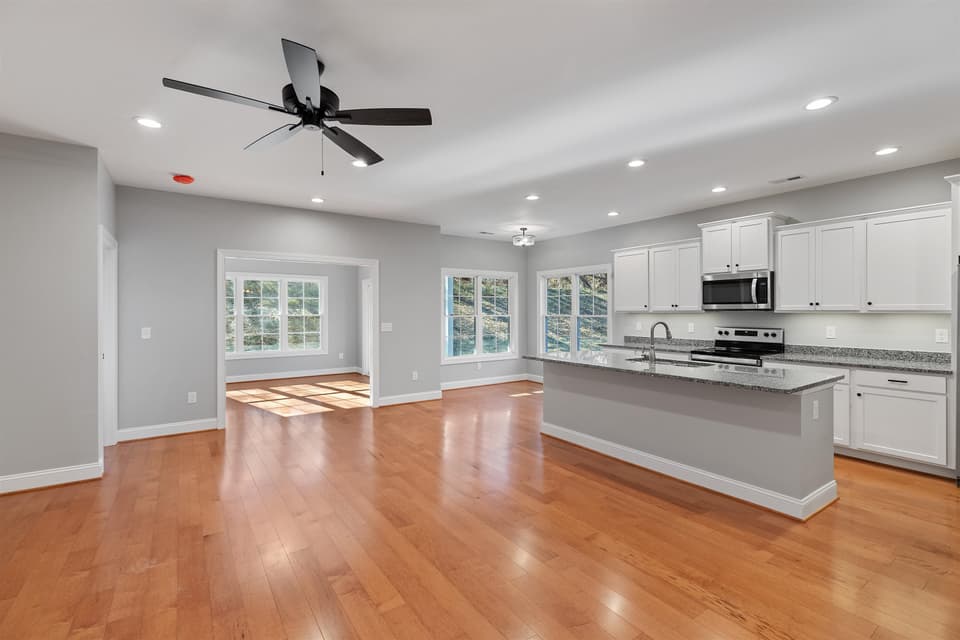 155 Vinnie Avenue NW, photo 3 of 12
