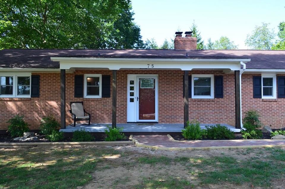 75 Almetta Avenue, photo 2 of 38