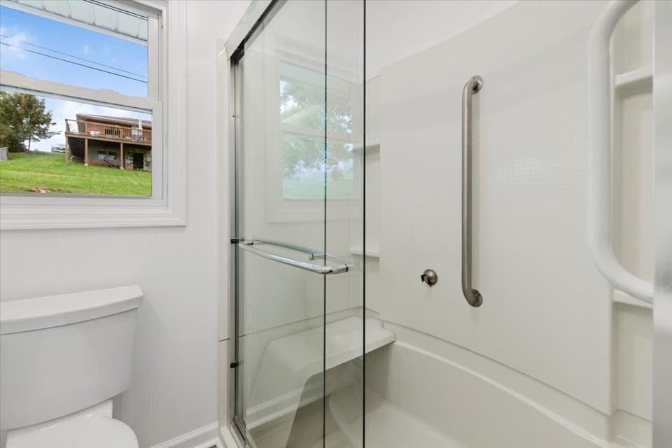 409 Third Street SW, photo 15 of 30