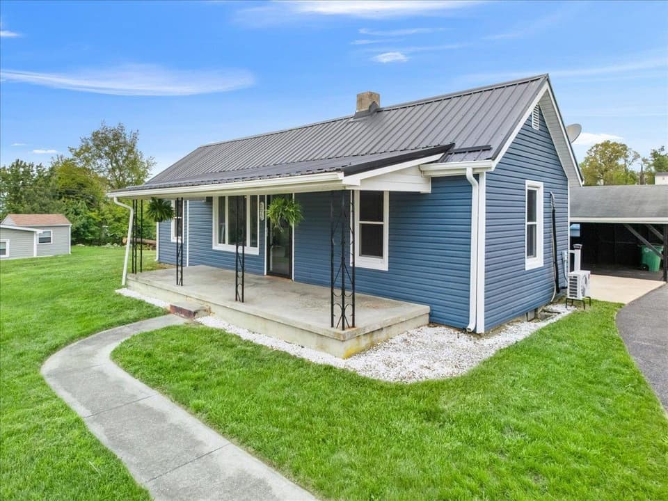 690 Harless Street, photo 35 of 40