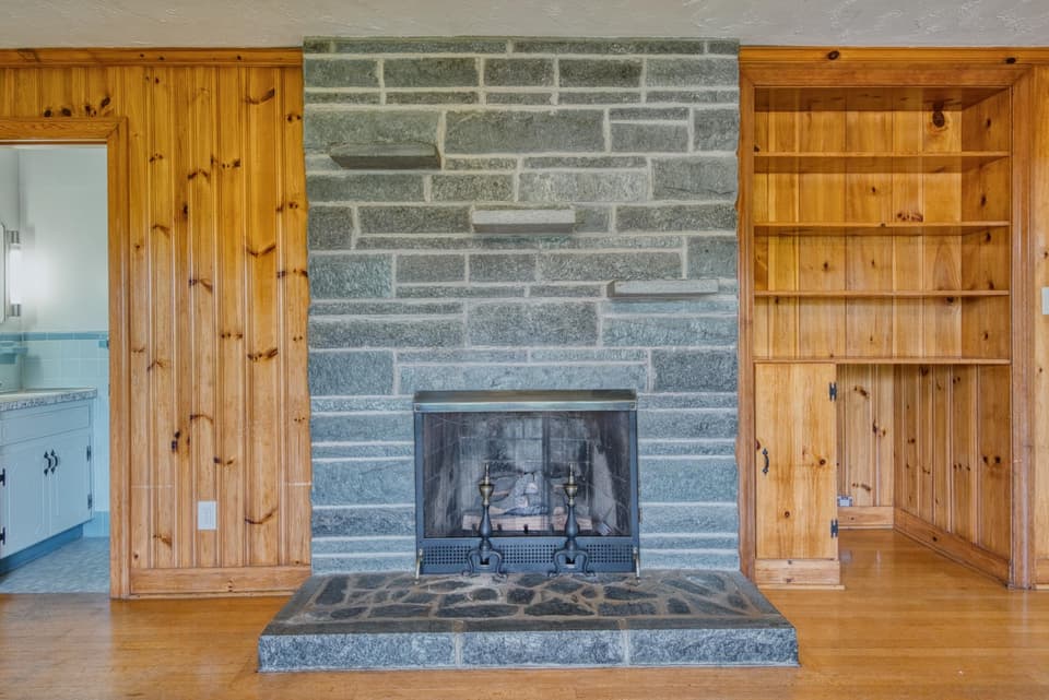 108 Roseland Drive, photo 24 of 40