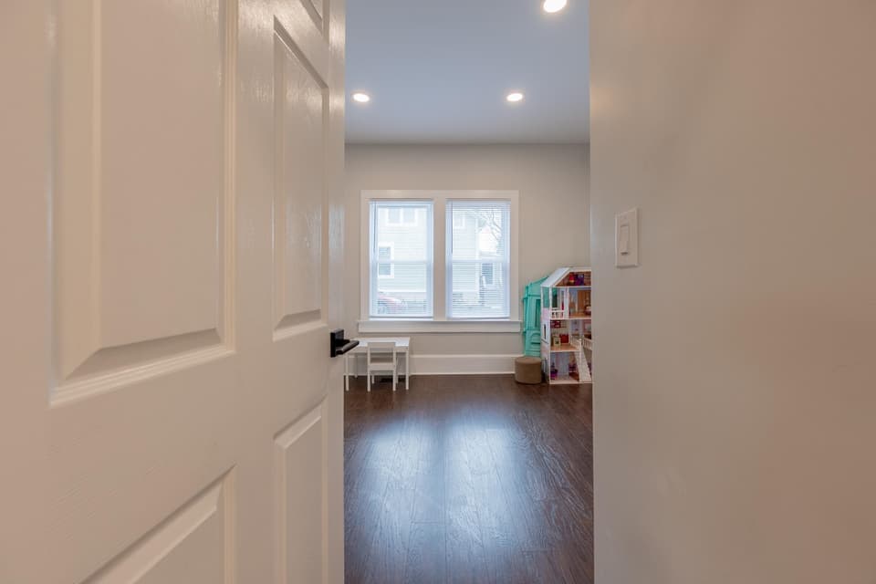 208 Alleghany Street, photo 27 of 40