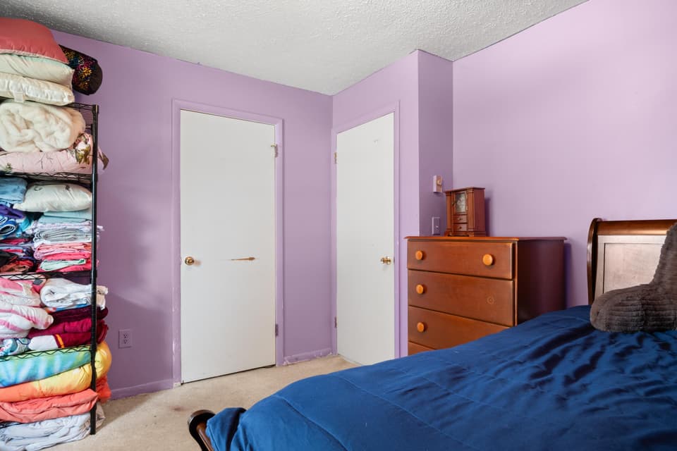 326 Rolling Hills Drive, photo 18 of 40