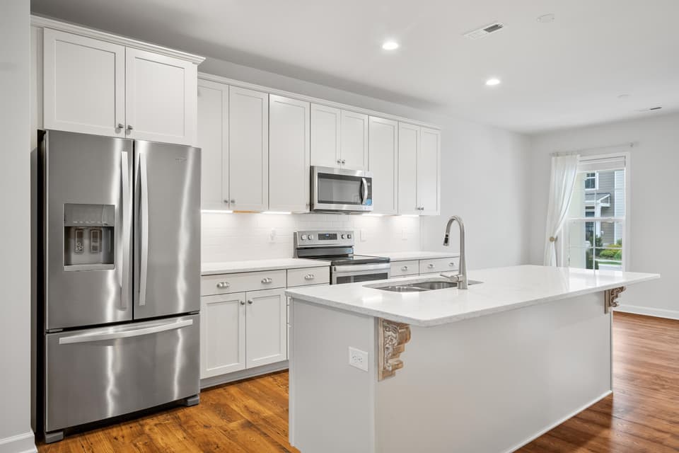 275 Hamilton Avenue NW, photo 12 of 40