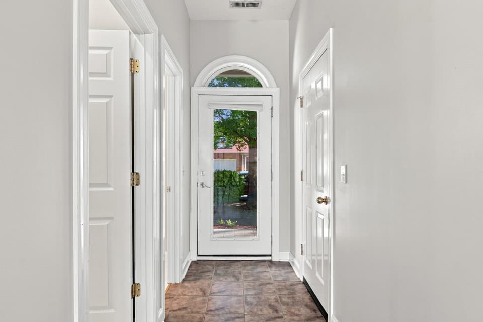 260 Gold Leaf Drive NW, photo 4 of 27