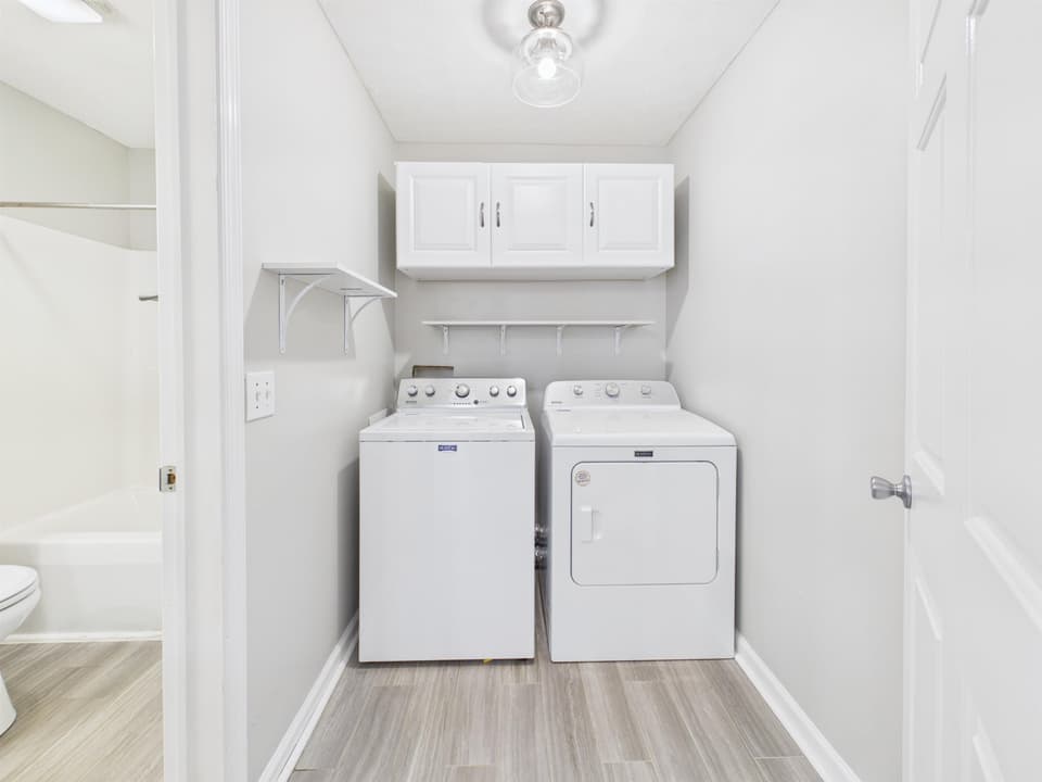 100 Cullen Court, photo 23 of 40