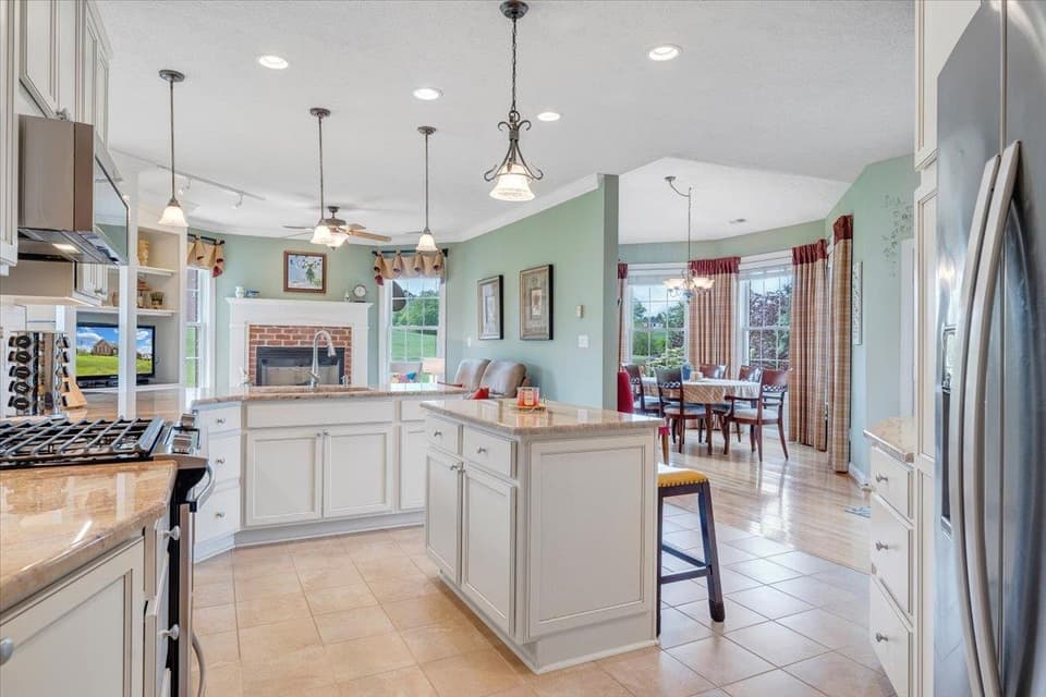 2335 & 2345 Lake Vista Drive, photo 20 of 40