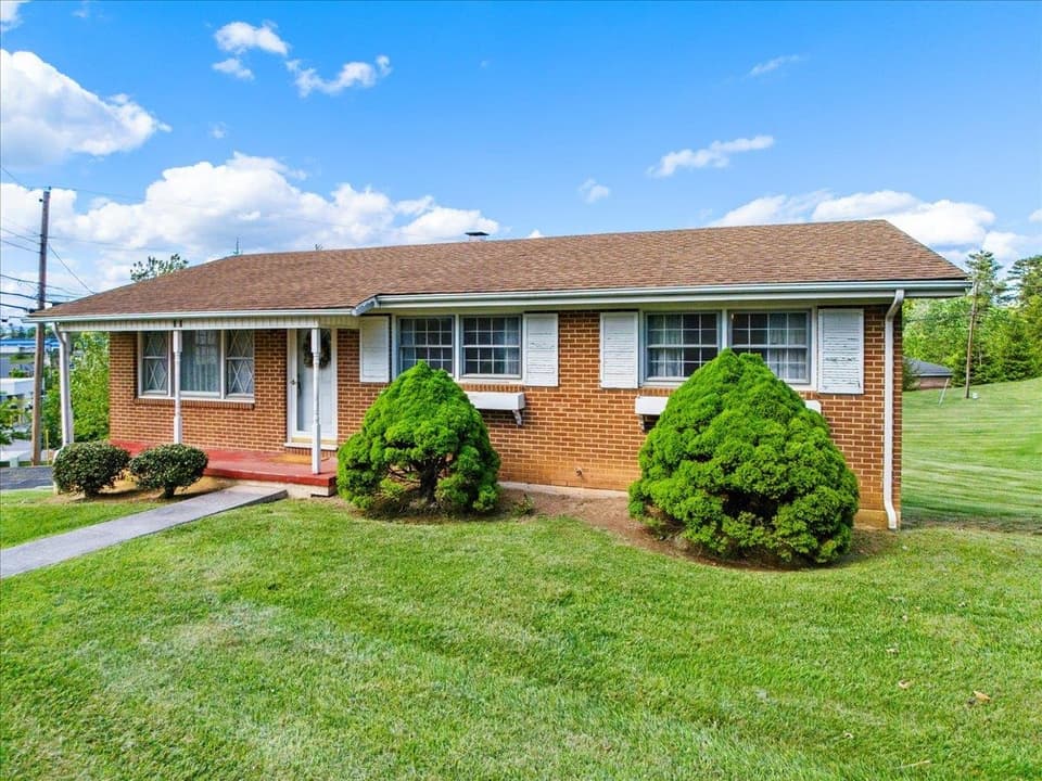 20 Ellett Road NE, photo 4 of 40