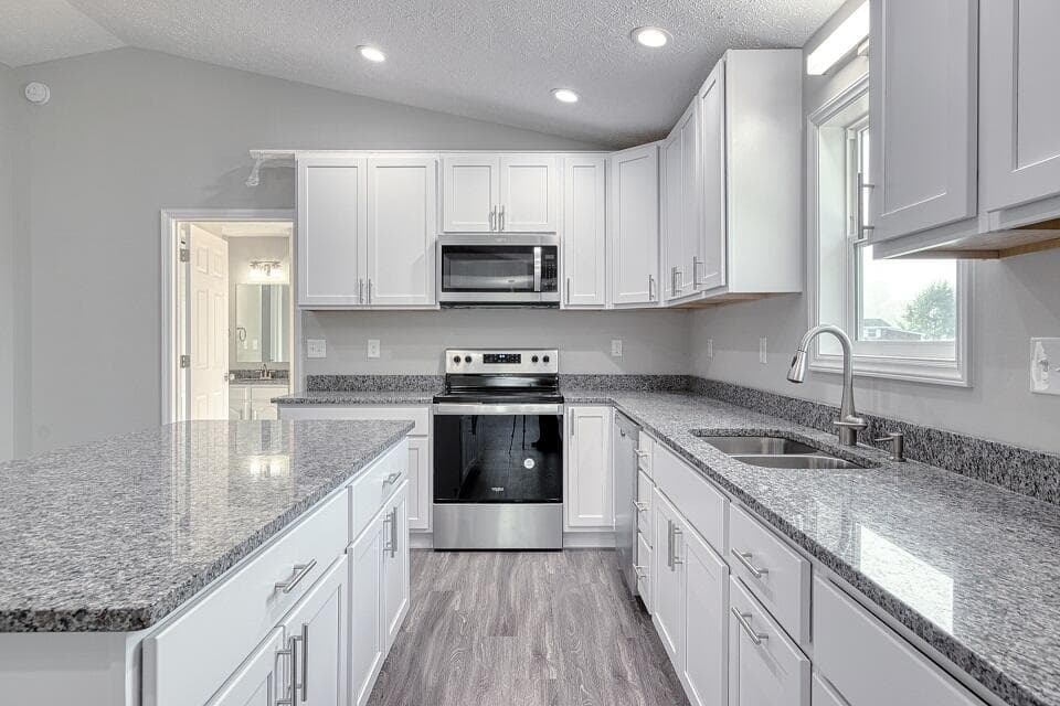 15 Kays Dr NW, photo 21 of 32