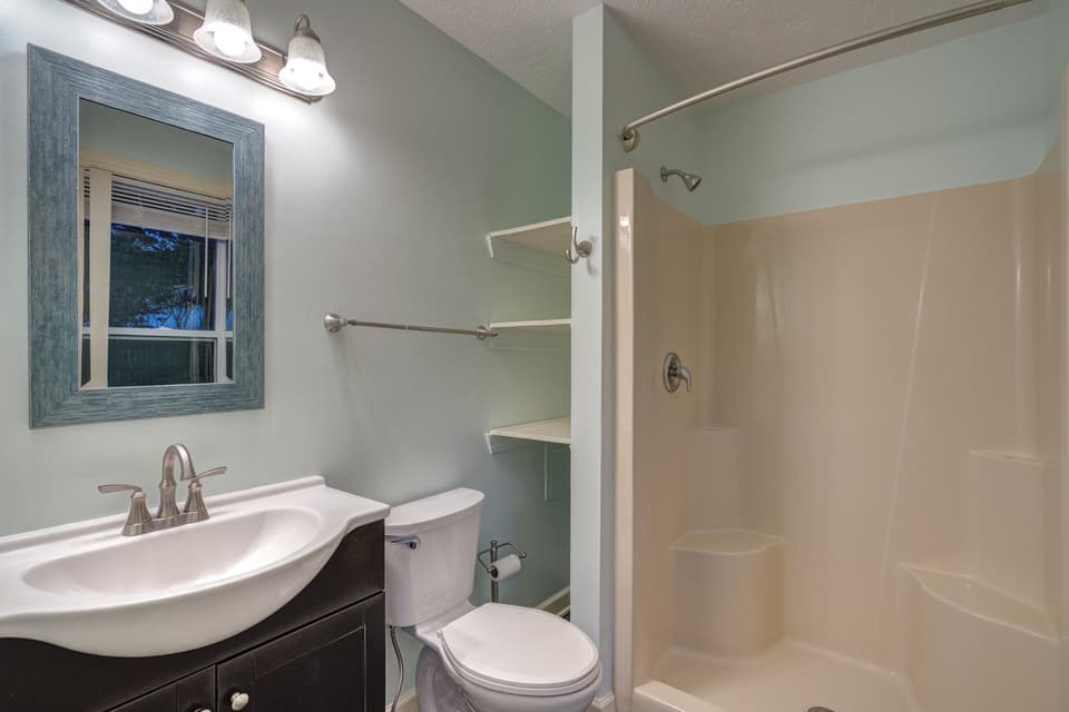 535 Capitol Way, photo 18 of 40