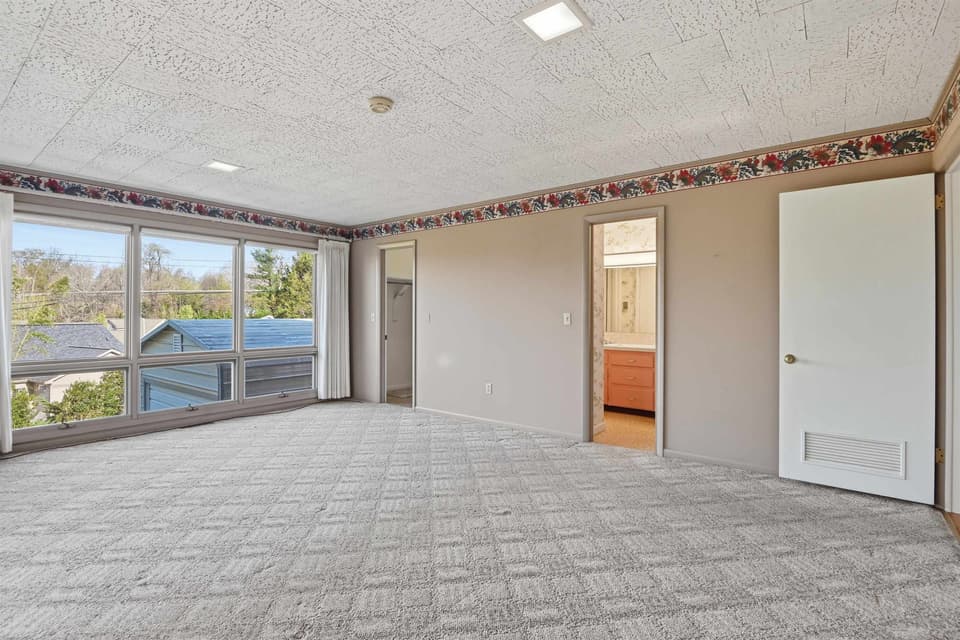 280 Cheverly Drive, photo 16 of 40