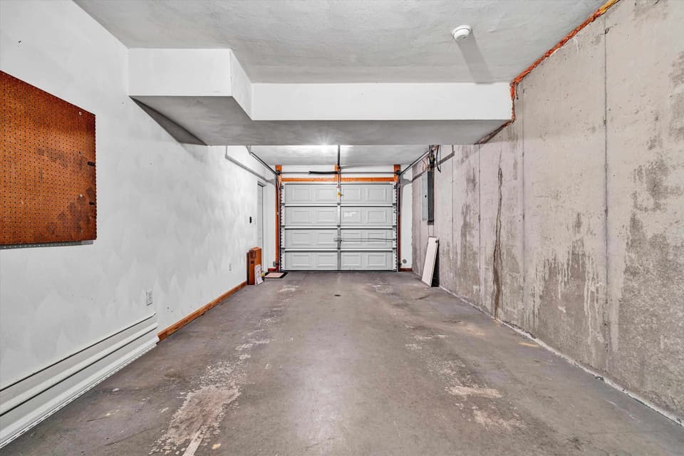 135 Wistaria Drive, photo 32 of 40