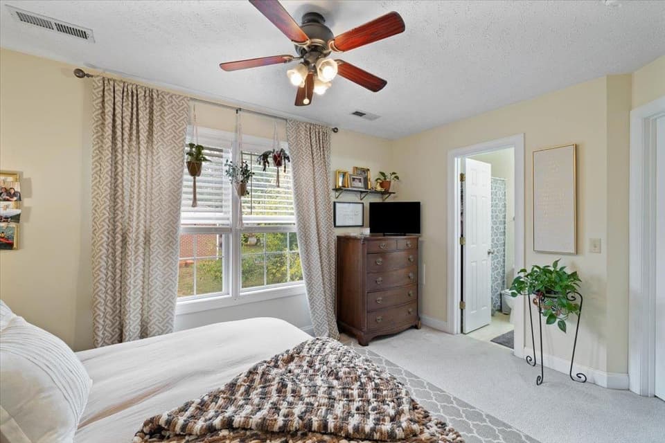 235 Silver Leaf Drive NW, photo 15 of 23