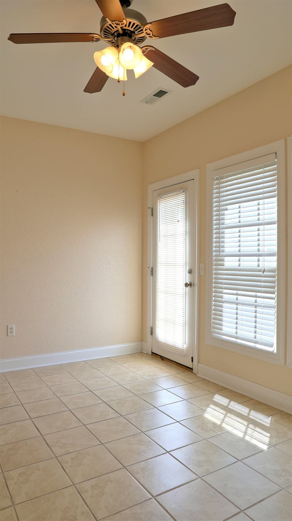 225 Windsong Lane, photo 23 of 40