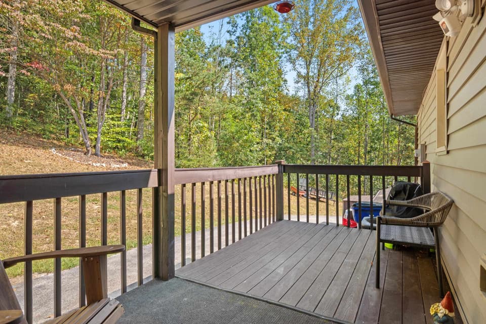 1720 Blake Drive, photo 36 of 40