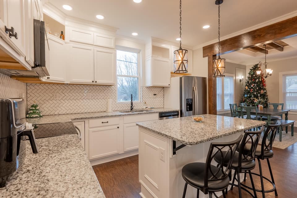 208 Alleghany Street, photo 24 of 40