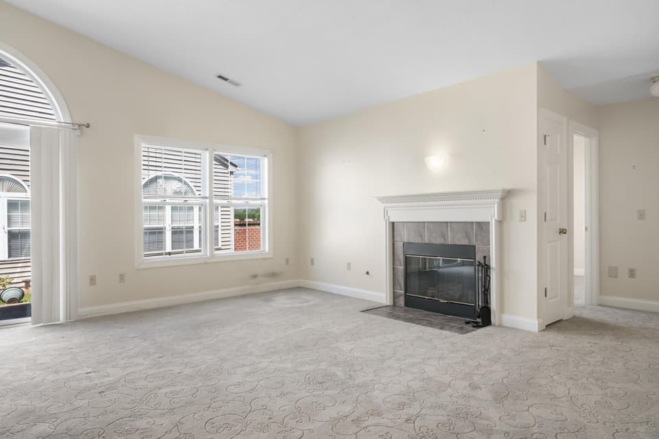 255 Gold Leaf Drive, photo 5 of 28