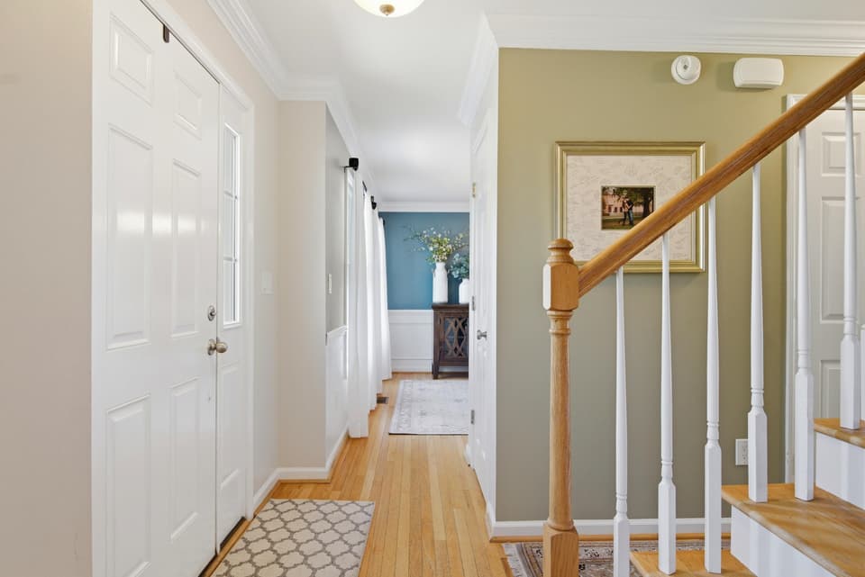 5 King Charles Court NW, photo 8 of 40