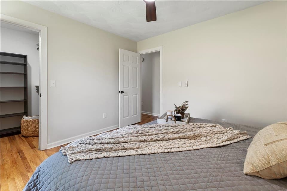 490 Sunnyside Lane NE, photo 23 of 39