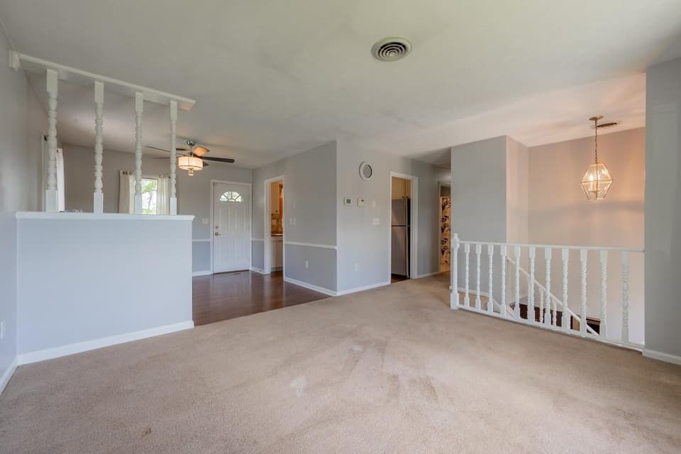 265 Mulberry Drive, photo 9 of 40