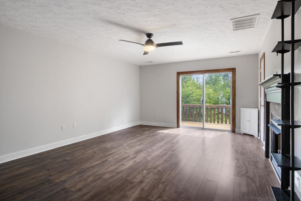 165 Willow Oak Drive, photo 10 of 26