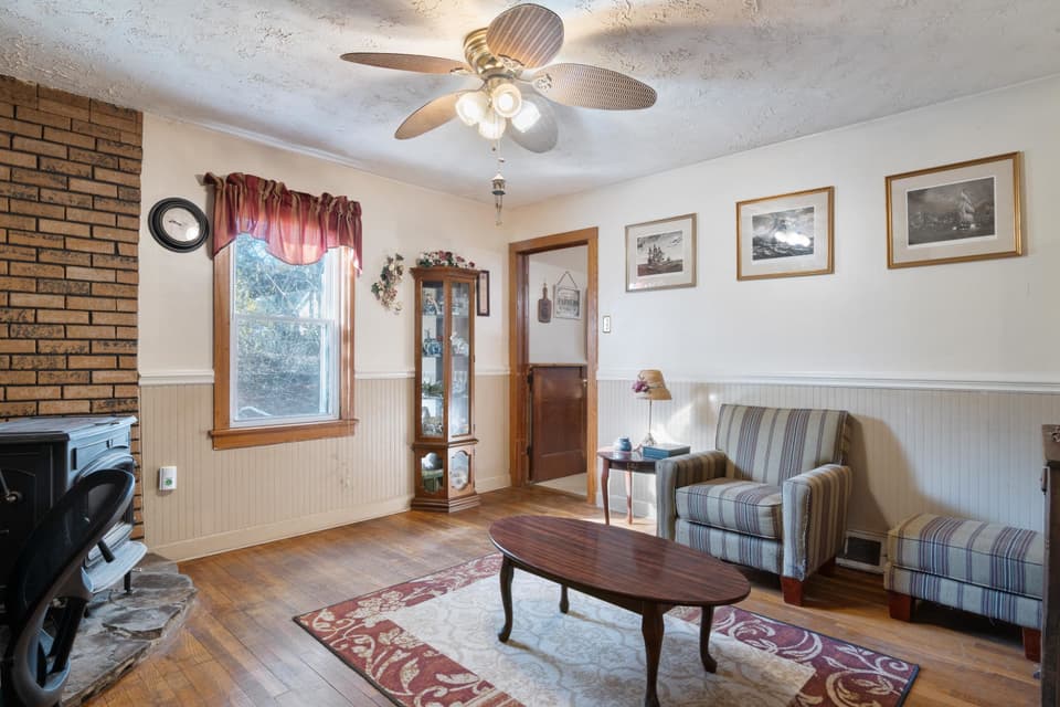 1531 Blair Street, photo 4 of 39