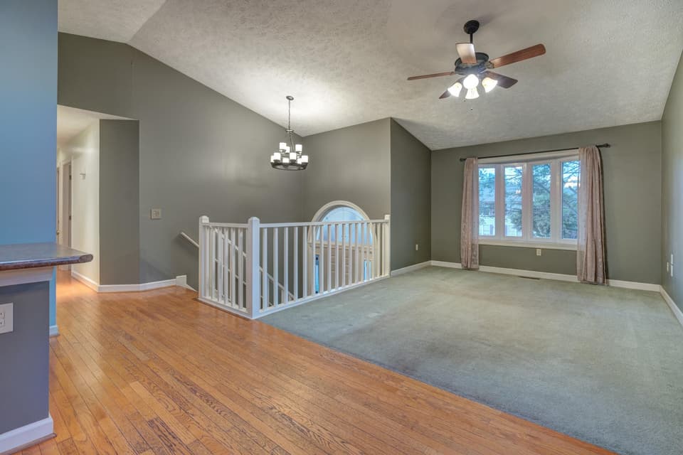 535 Capitol Way, photo 5 of 40