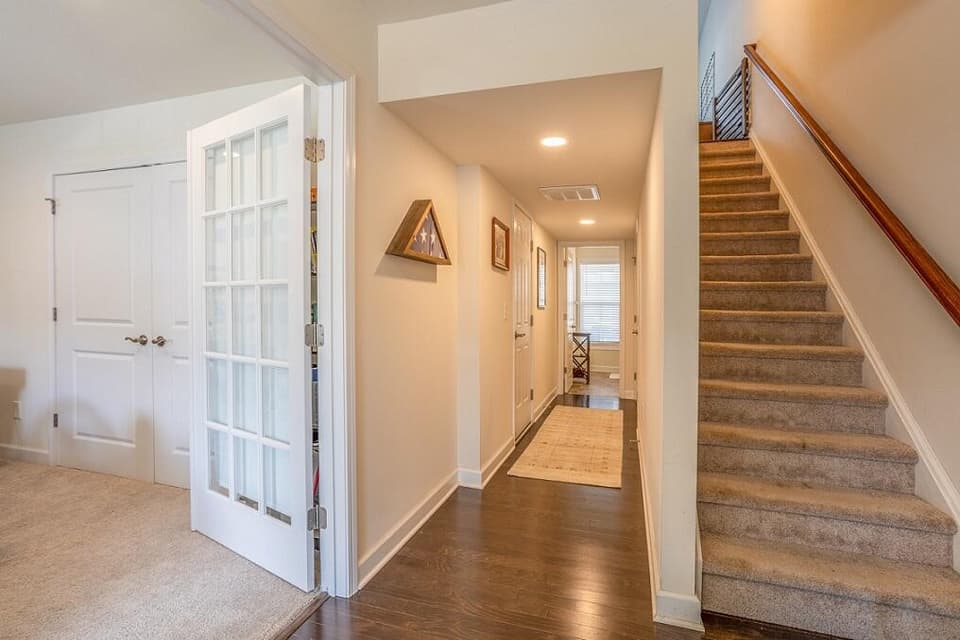 110 Hamilton Ave NW, photo 12 of 24