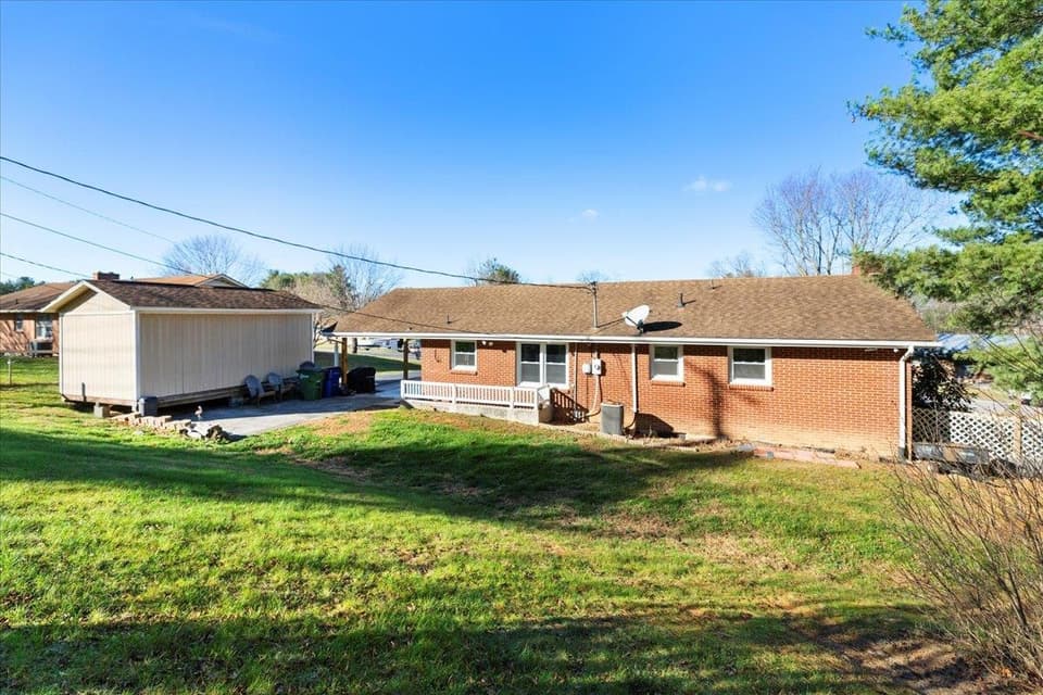 60 Overland Drive, photo 31 of 38