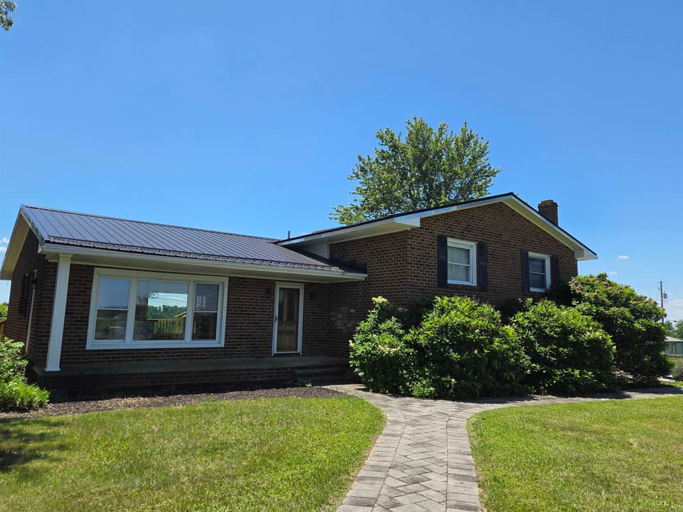2059 Mud Pike Road, Christiansburg, VA