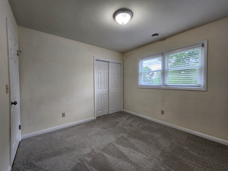 455 Chinquapin Trail SE, photo 23 of 40