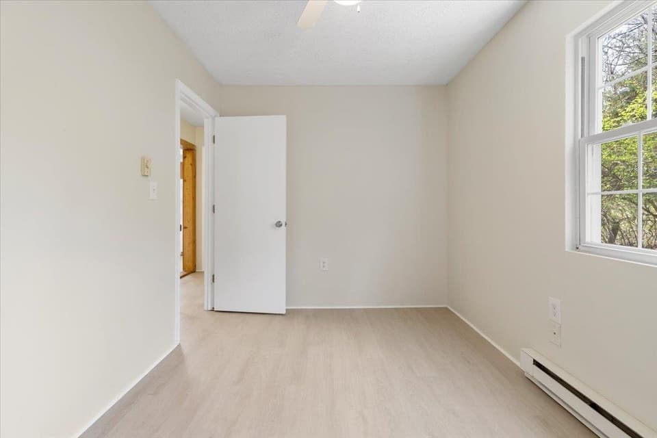 1033 Walton Road, photo 22 of 37