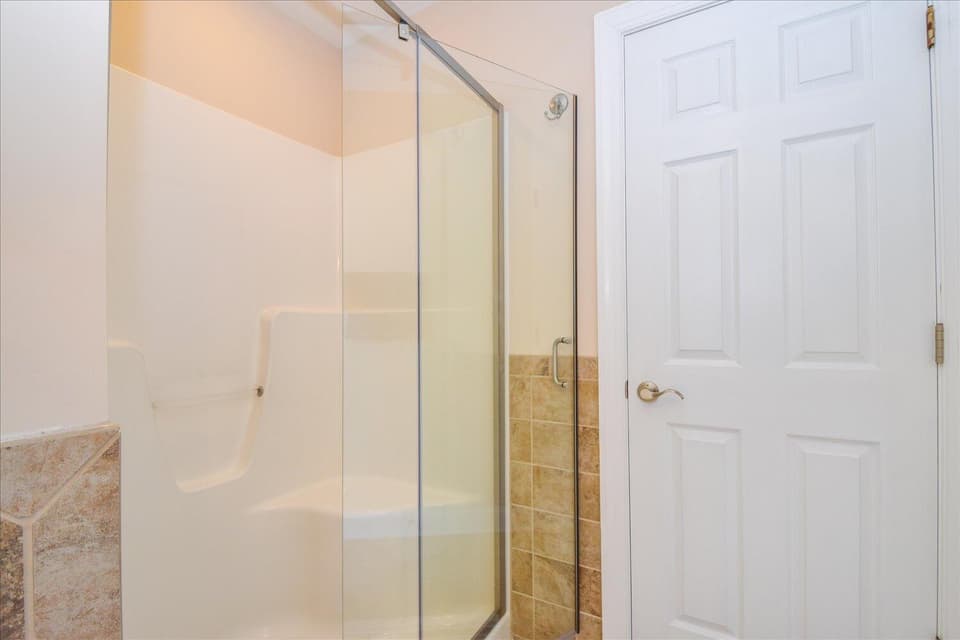 300 Roudabush Dr NW, photo 15 of 38