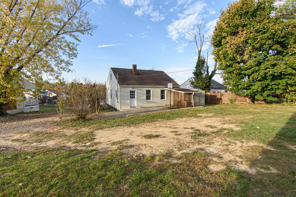 17 Lee Hy Ct, photo 5 of 38