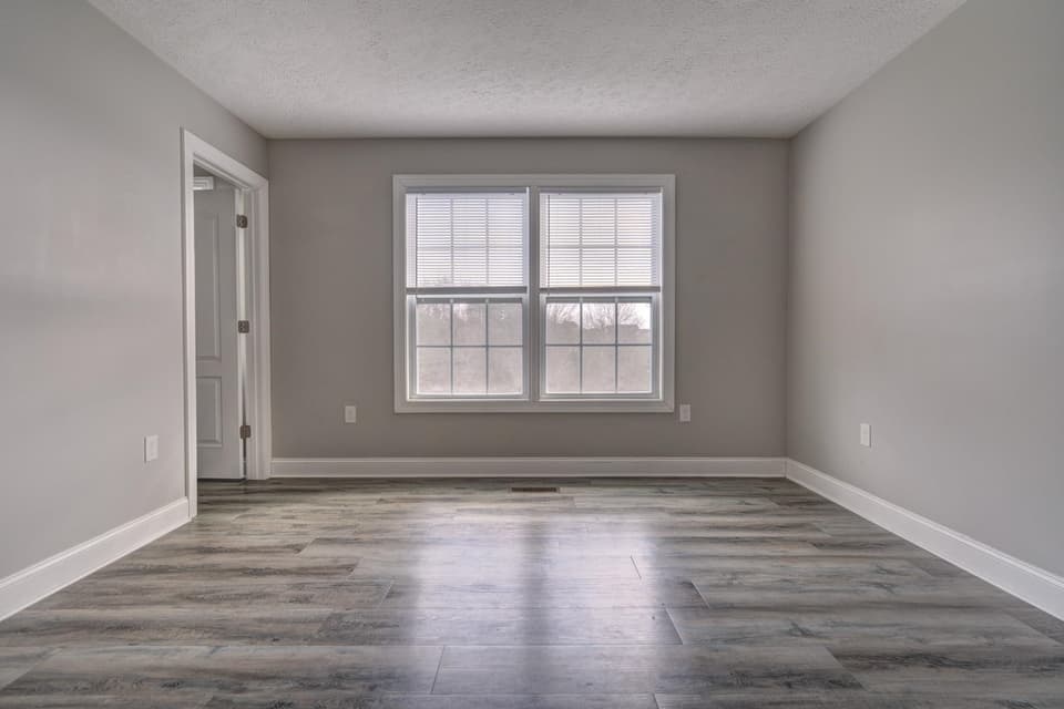410 Twisted Oak Drive NW, photo 17 of 25