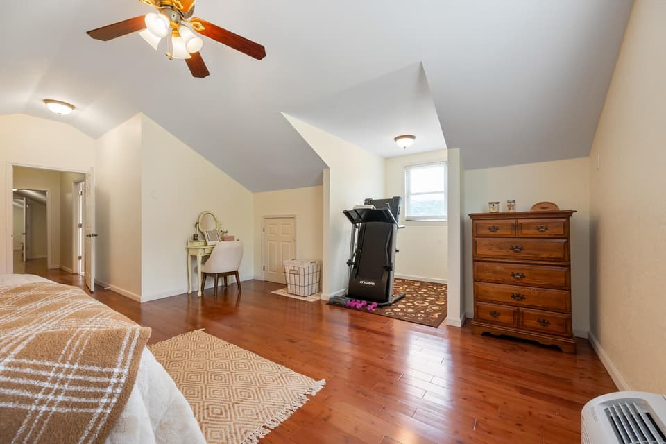 2056 Radford Road, photo 40 of 40
