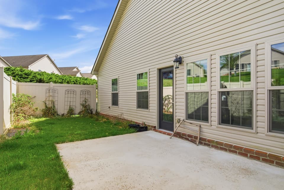 130 Gavins Court, photo 37 of 39