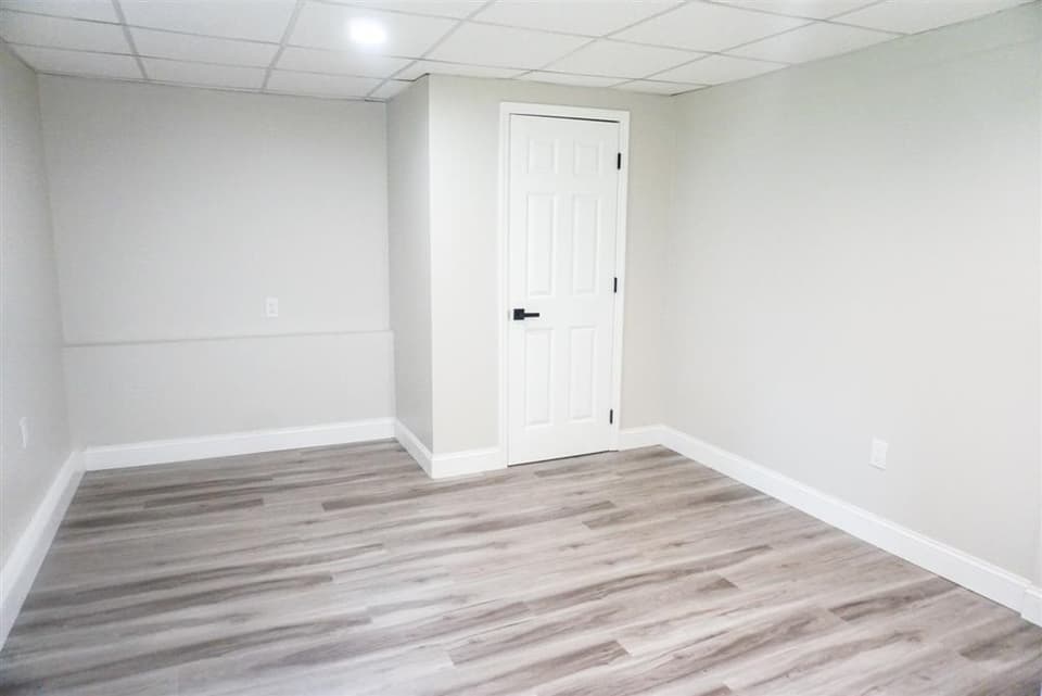 455 Stone Street, photo 35 of 36