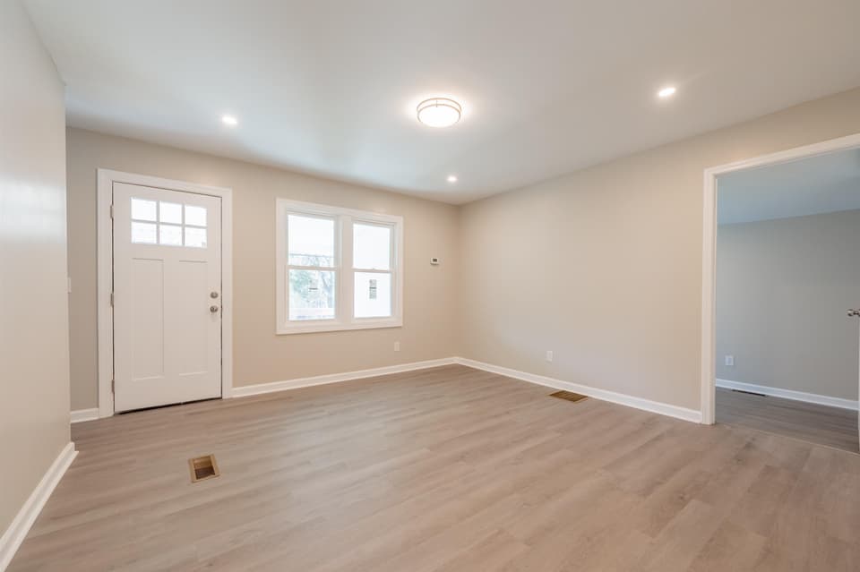 854 Den Hill Road, photo 13 of 40