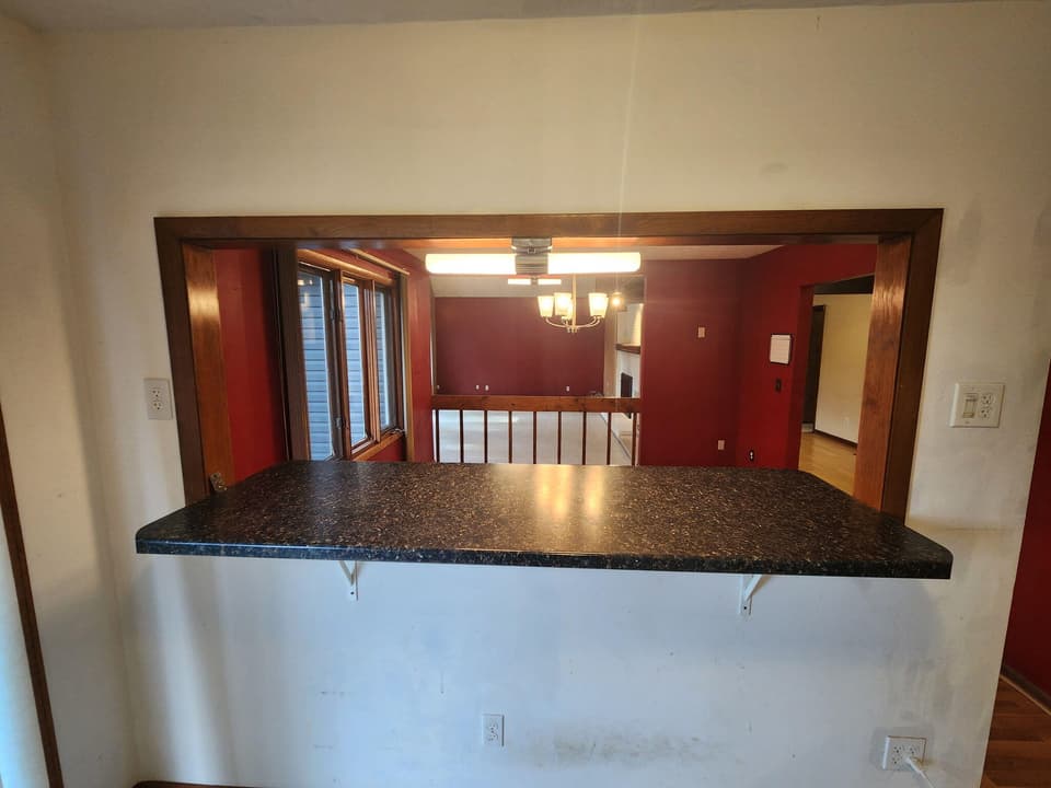 930 Stafford Dr, photo 14 of 39